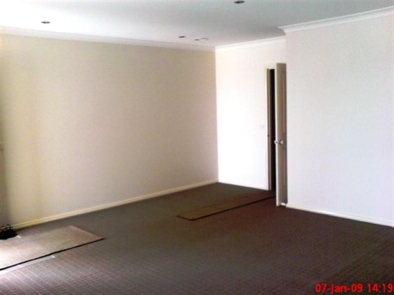 Unit 1/88 Conquest Drive, Werribee VIC 3030