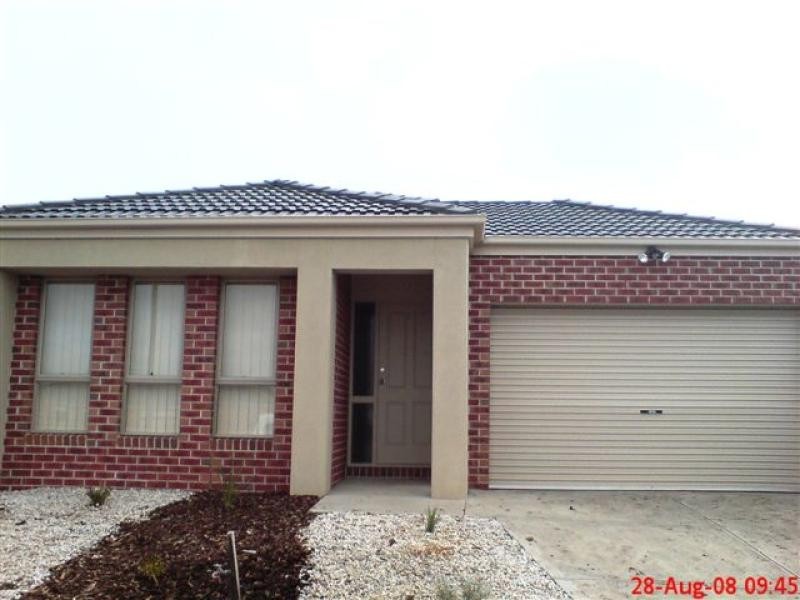 24 Tony Drive, Truganina VIC 3029