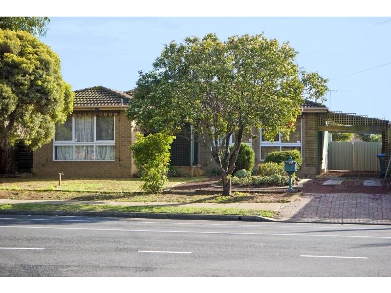 52 Cambridge Crescent, Werribee VIC 3030