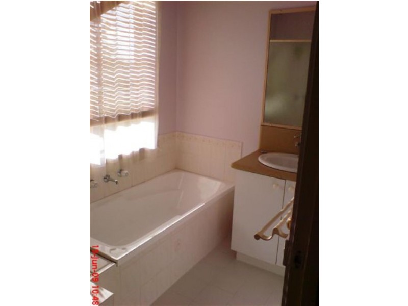 12 Alaska Court, Werribee VIC 3030