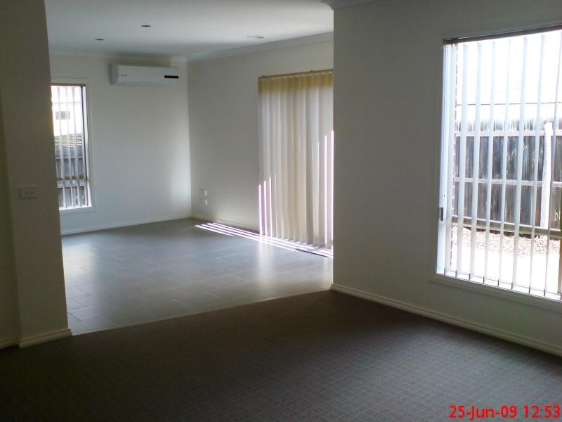 Unit 2/8 Shada Court, Hoppers Crossing VIC 3029