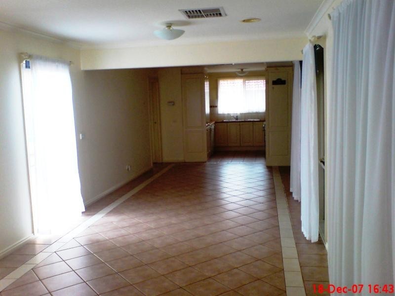 90 Kookaburra Avenue, Werribee VIC 3030