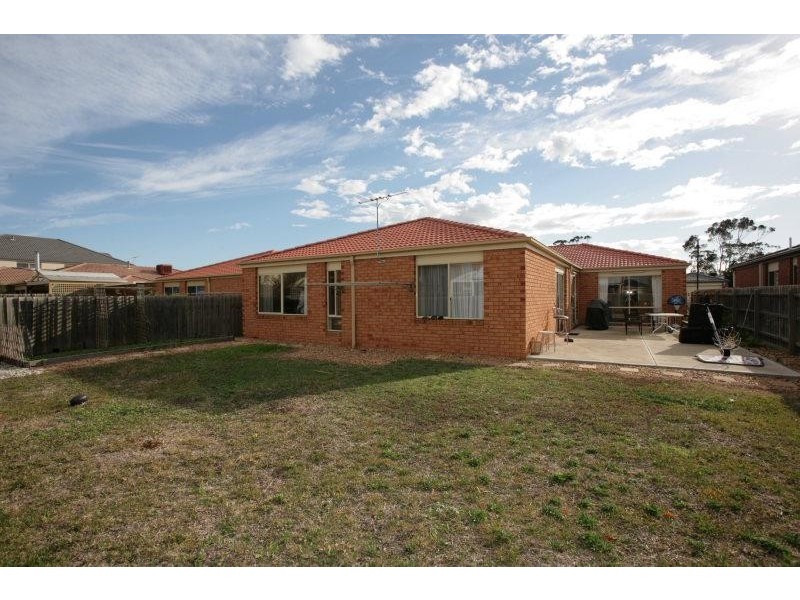 27 Lynbridge Crescent, Tarneit VIC 3029