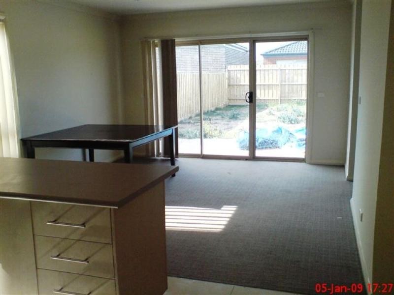 24 Tony Drive, Truganina VIC 3029