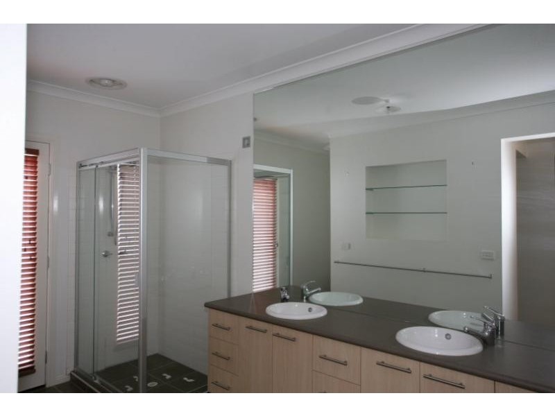 21 Conservation Drive, Tarneit VIC 3029