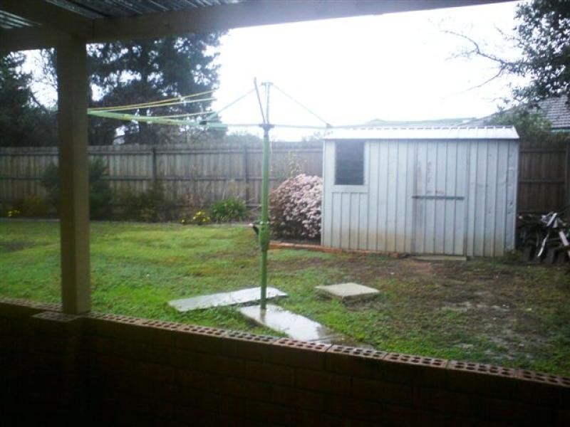 98 Kookaburra Avenue, Werribee VIC 3030