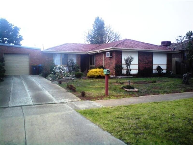 98 Kookaburra Avenue, Werribee VIC 3030