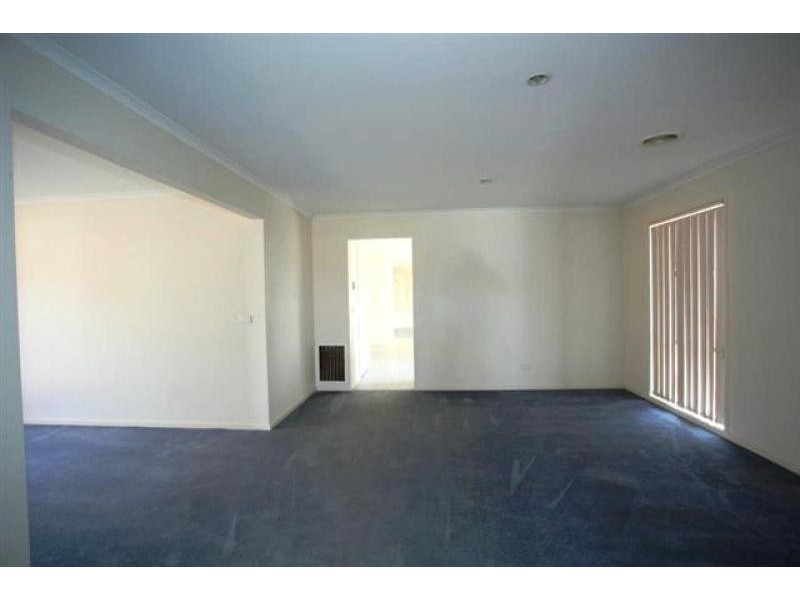 21 Laurel Avenue, Tarneit VIC 3029
