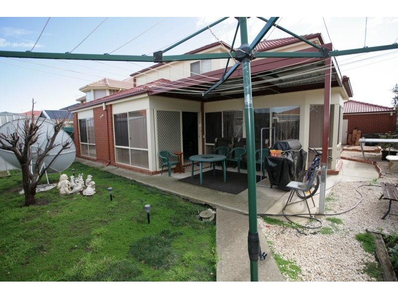 18 Tandarra Drive, Hoppers Crossing VIC 3029