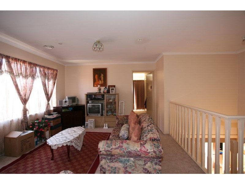 18 Tandarra Drive, Hoppers Crossing VIC 3029