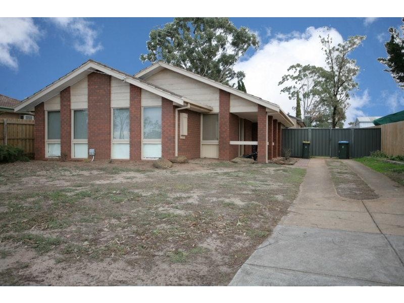 10 Olive Way, Wyndham Vale VIC 3024