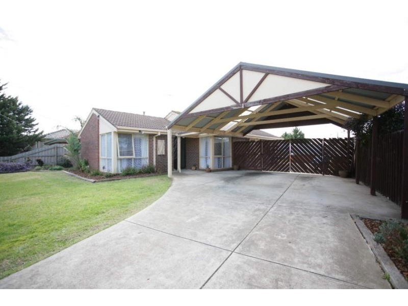 19 Sunrise Place, Wyndham Vale VIC 3024