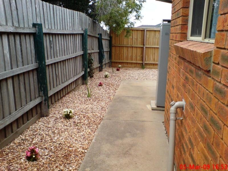 Unit 1/127 Bellbridge Drive, Hoppers Crossing VIC 3029