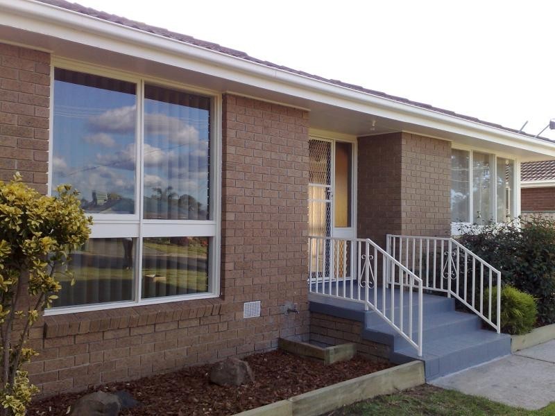8 Milton Drive, Wyndham Vale VIC 3024