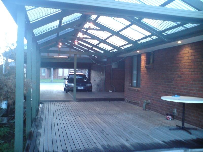 14 Dennison Avenue, Hoppers Crossing VIC 3029