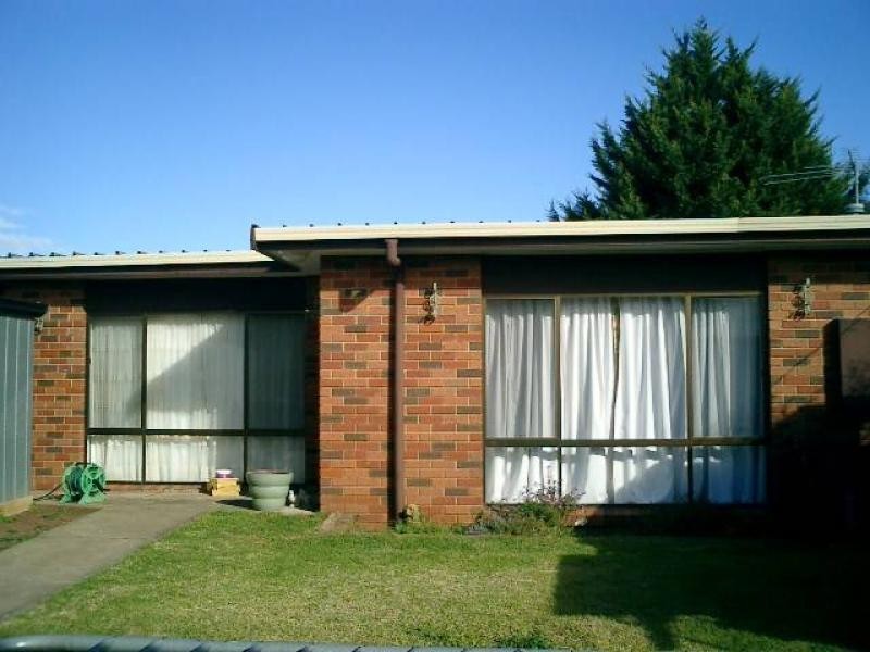 Unit 1/51 Mossfiel Drive, Hoppers Crossing VIC 3029