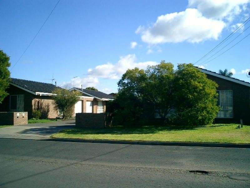 Unit 4/10 Hodge Street, Werribee VIC 3030