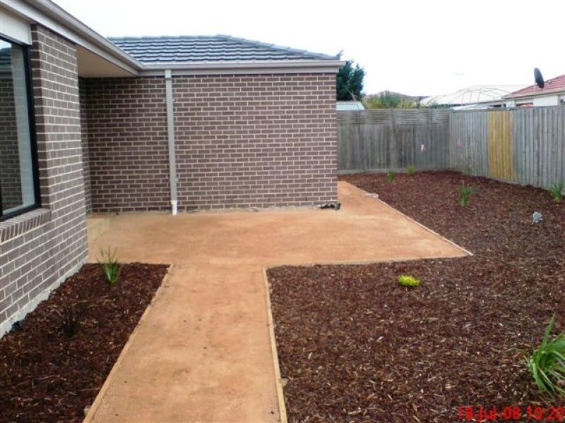 2 Meadow Way, Tarneit VIC 3029