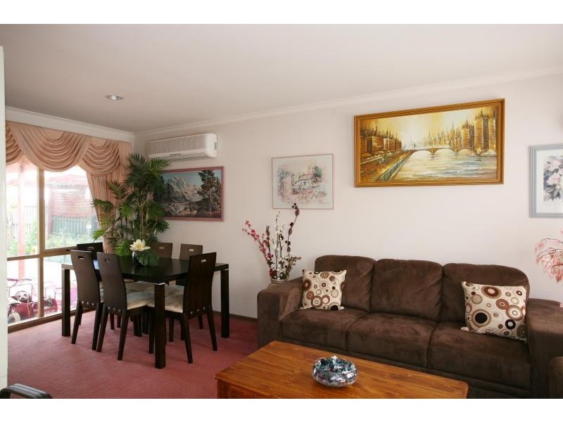 27 Dowling Avenue, Hoppers Crossing VIC 3029