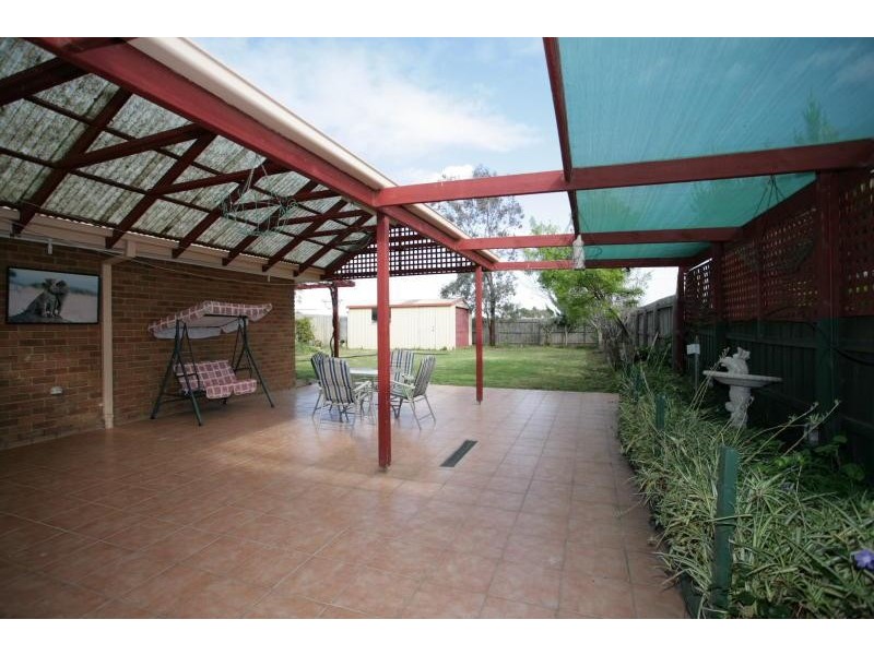 27 Dowling Avenue, Hoppers Crossing VIC 3029