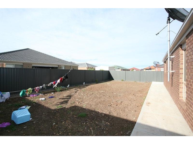 13 Condamine Avenue, Wyndham Vale VIC 3024