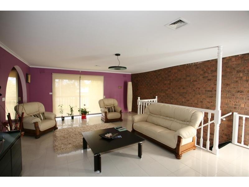 271 Princes Highway, Werribee VIC 3030