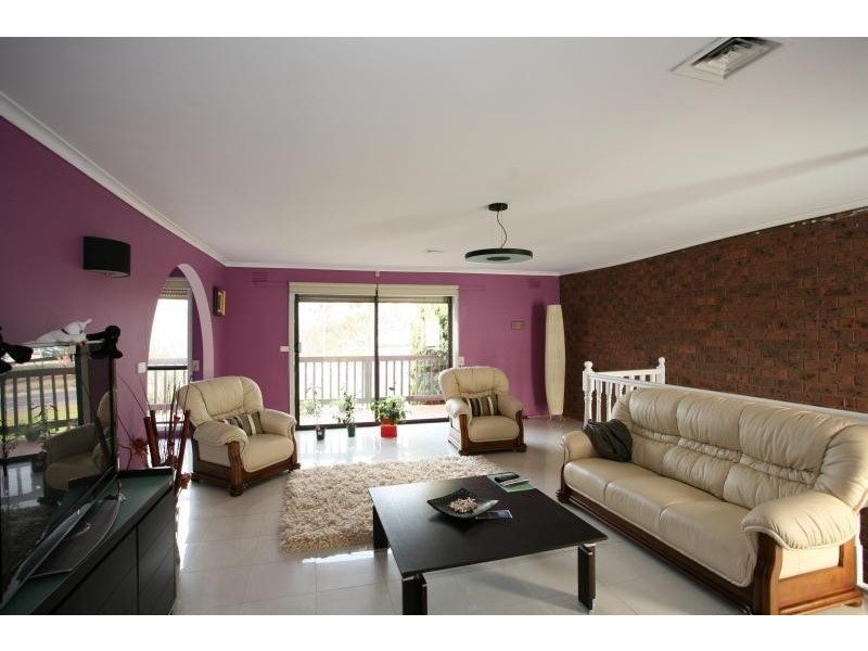 271 Princes Highway, Werribee VIC 3030