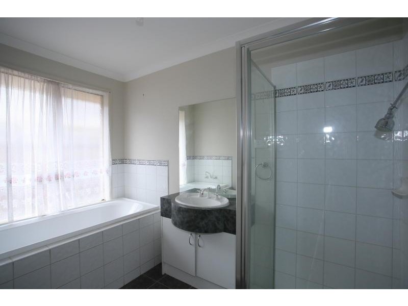 66 Latham Street, Werribee VIC 3030