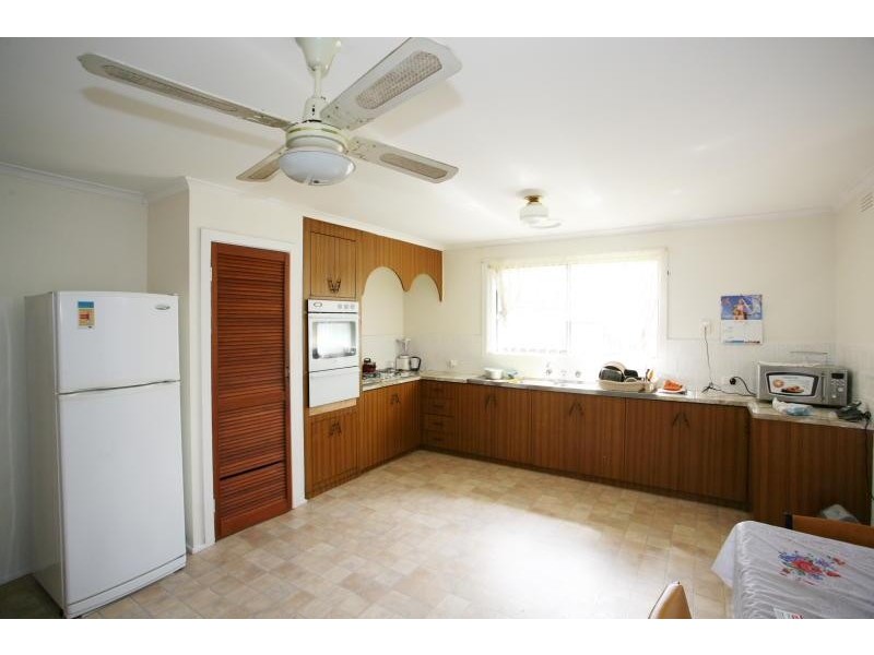 9 Canberra Avenue, Hoppers Crossing VIC 3029