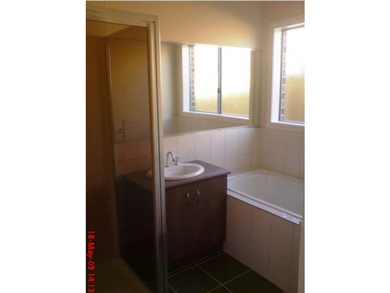 61 Fantail Crescent, Williams Landing VIC 3027