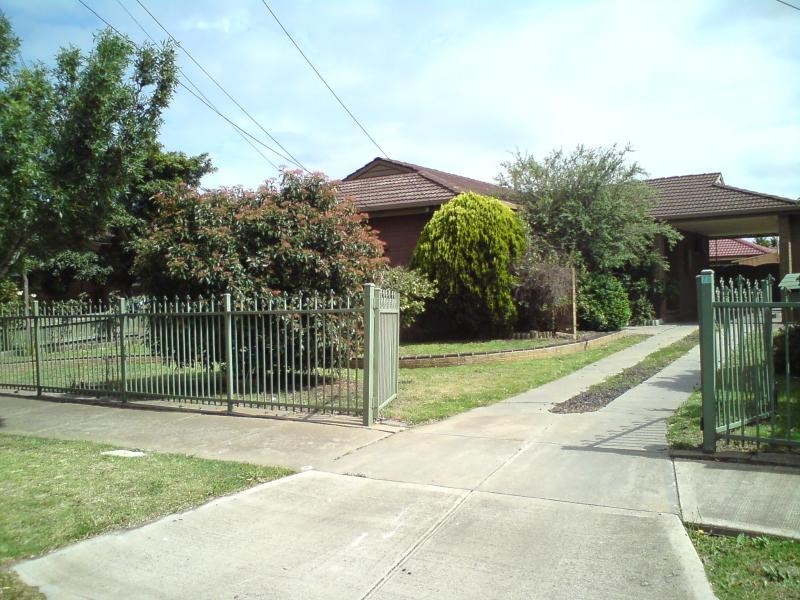 76 Powell Drive, Hoppers Crossing VIC 3029