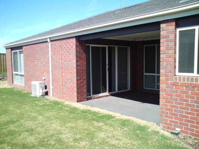 3 Paringa Pass, Wyndham Vale VIC 3024