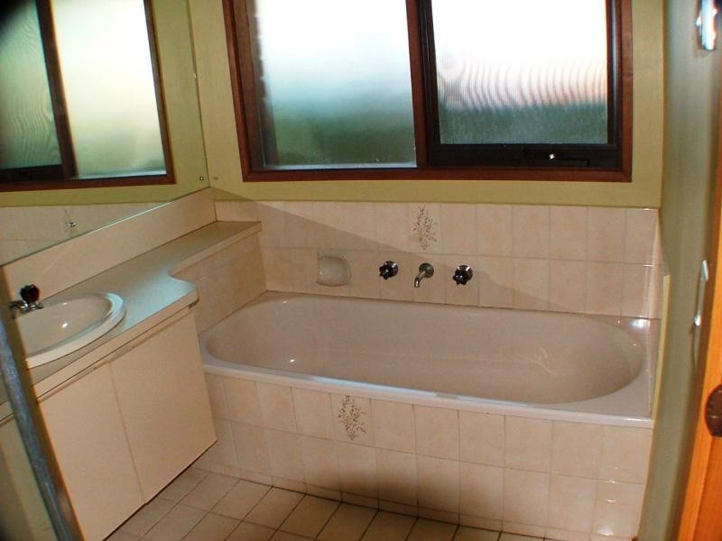 258 Greaves Street North, Werribee VIC 3030