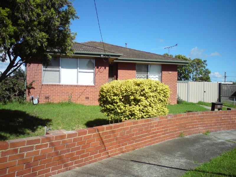 35 Richmond Crescent, Werribee VIC 3030