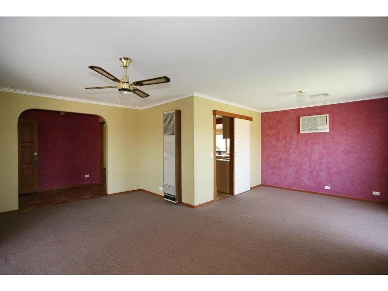 258 Greaves Street North, Werribee VIC 3030