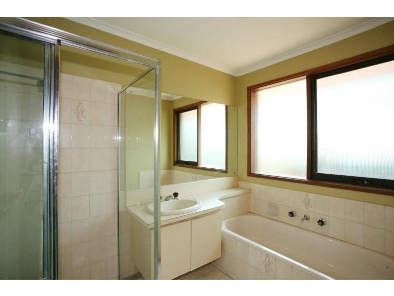 258 Greaves Street North, Werribee VIC 3030