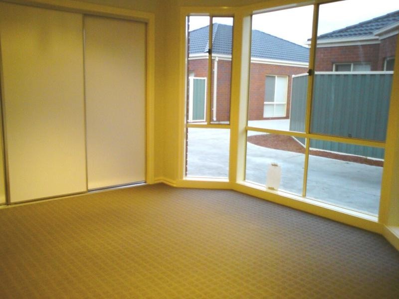 Unit 4/38 Abbotswood Drive, Hoppers Crossing VIC 3029