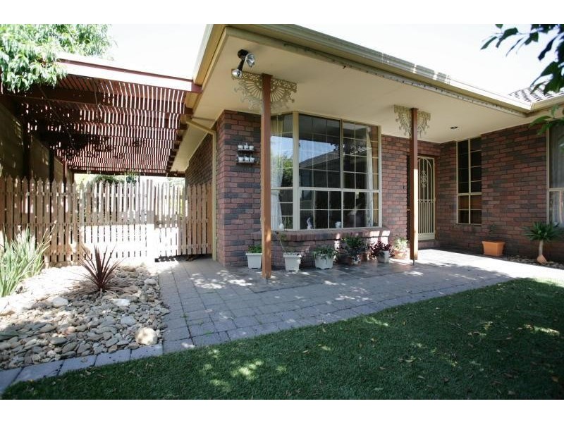 28 Loyola Road, Werribee VIC 3030
