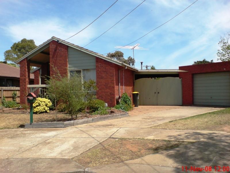 4 Lachlan Court, Werribee VIC 3030