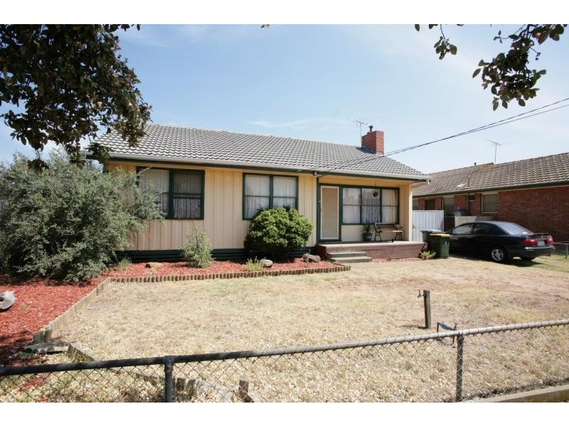 11 Vincent Crescent, Werribee VIC 3030