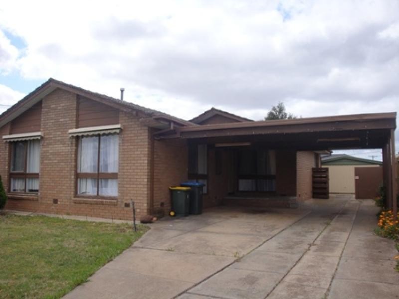 19 Warrenwood Avenue, Hoppers Crossing VIC 3029