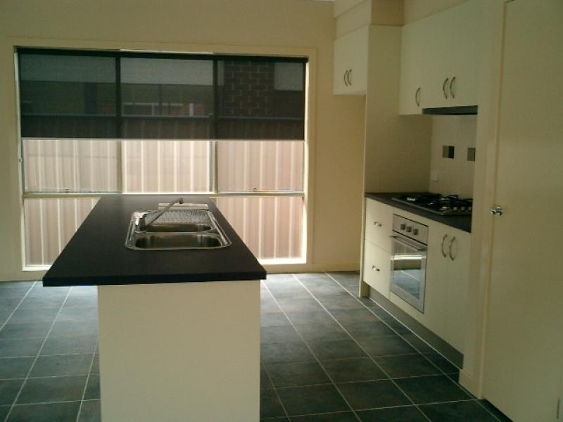 21 Nottingham Crescent, Tarneit VIC 3029