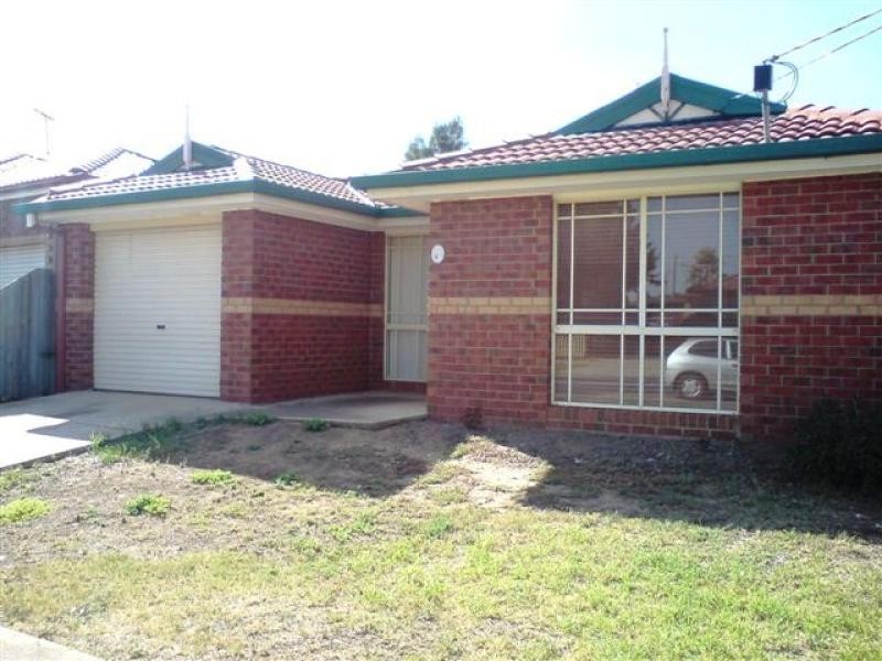 120 Rosella Avenue, Werribee VIC 3030