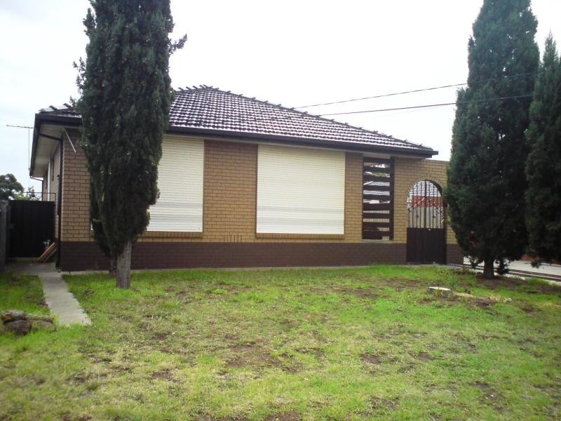 27 Mayfield Grove, Altona Meadows VIC 3028