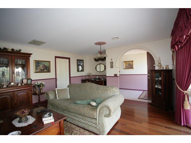 45 Wildflower Crescent, Hoppers Crossing VIC 3029