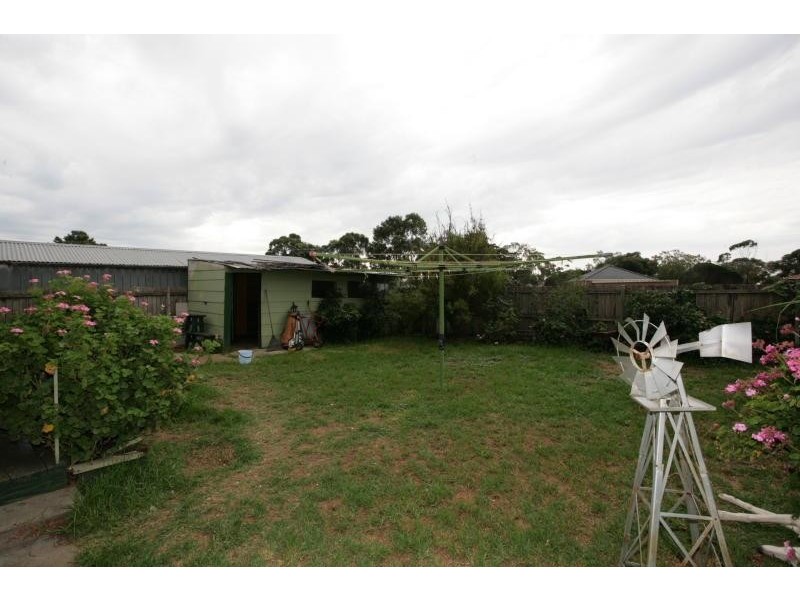 14 Centenary Crescent, Werribee VIC 3030