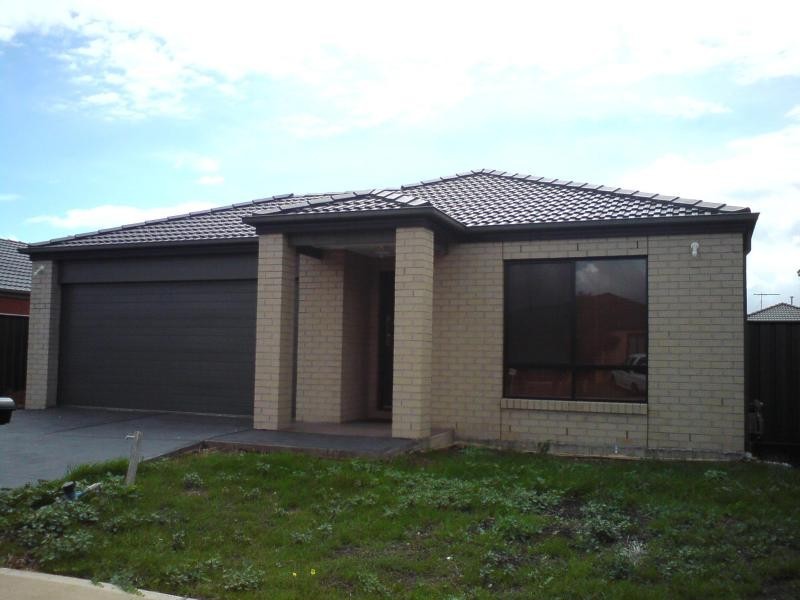 24 Mockingbird Street, Tarneit VIC 3029
