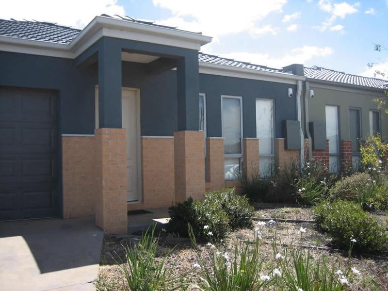 14 McDougall Place, Truganina VIC 3029