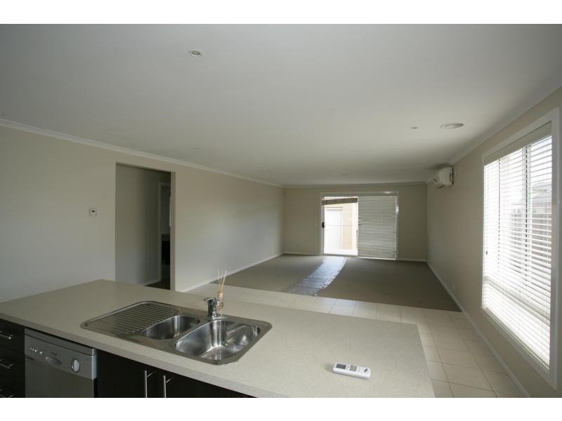 2 Hiltaba Walk, Tarneit VIC 3029