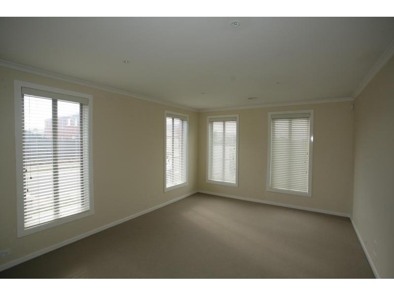 2 Hiltaba Walk, Tarneit VIC 3029